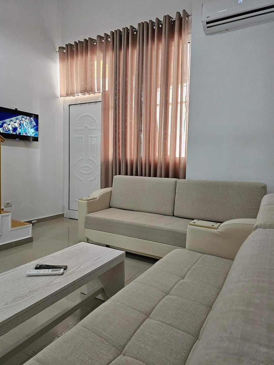 Holiday Apartment Bido Saranda Extérieur photo